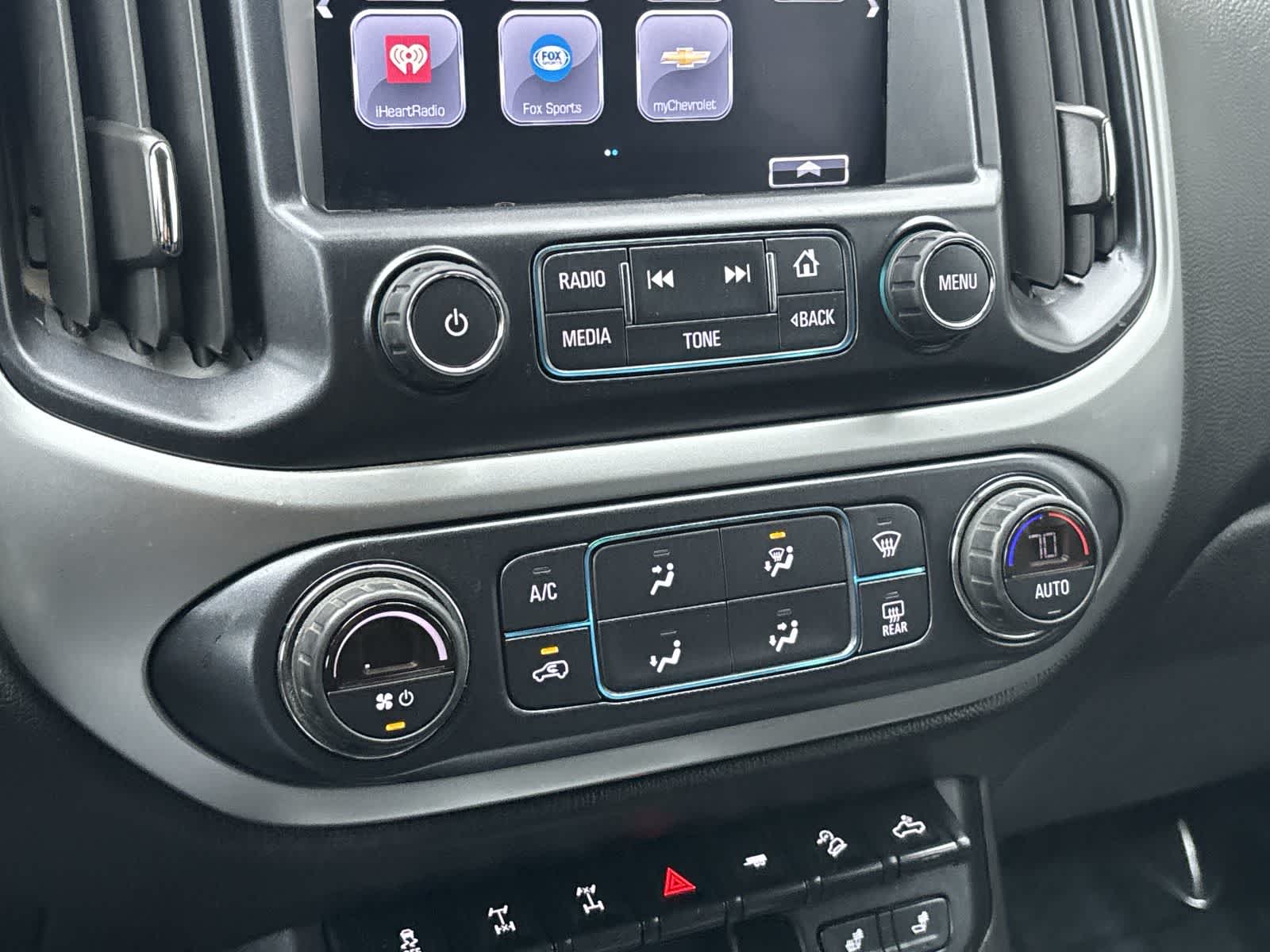 Thumbnail: 2017 Chevrolet Colorado - 24