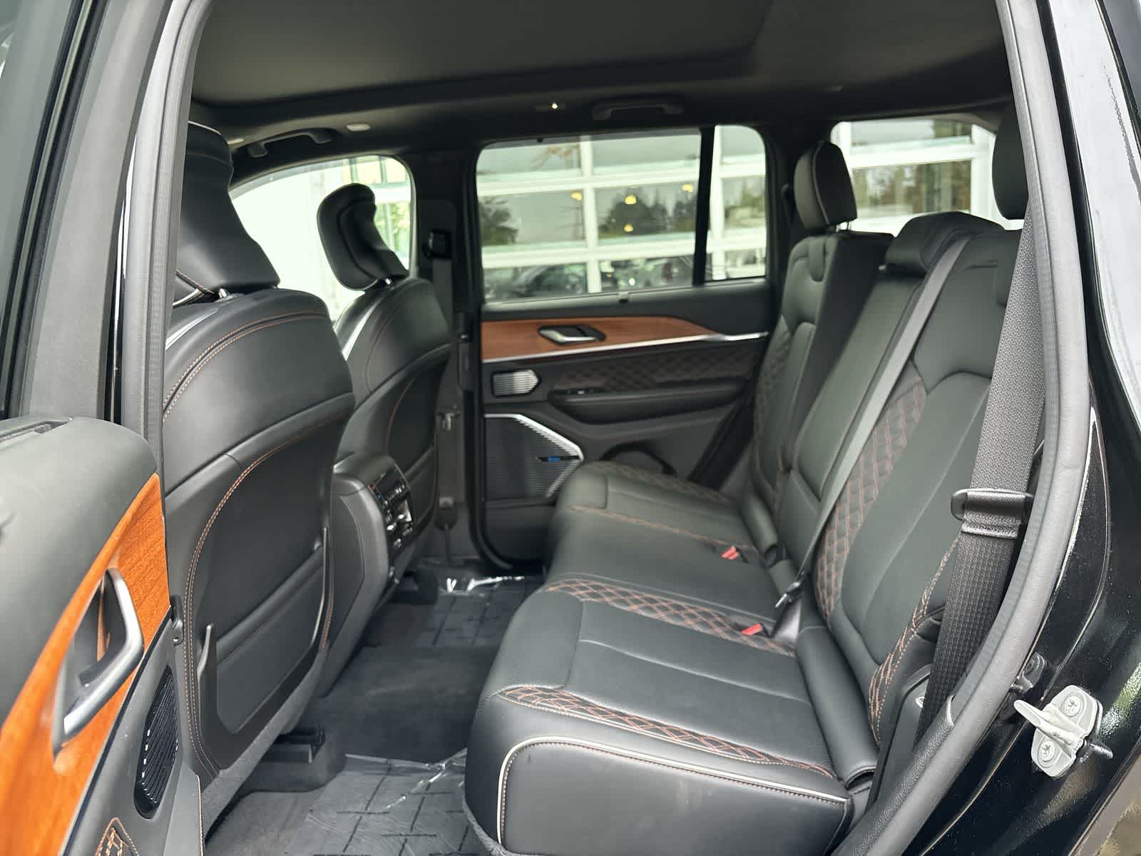 Thumbnail: 2023 Jeep Grand Cherokee - 7