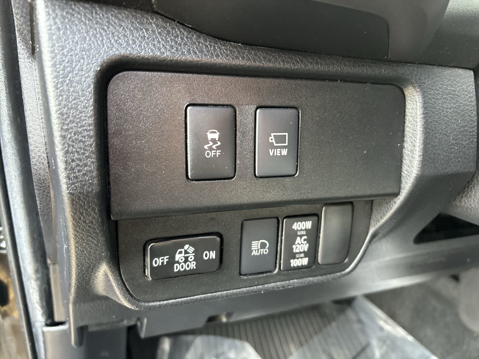 Thumbnail: 2021 Toyota Tacoma - 8