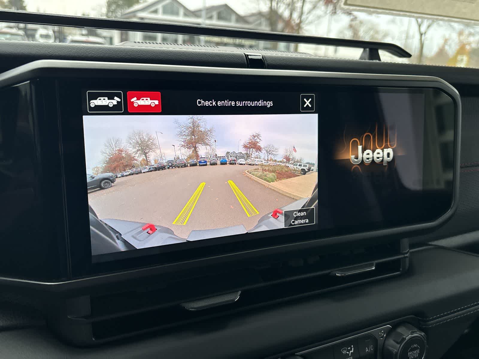 Thumbnail: 2026 Jeep Gladiator - 24