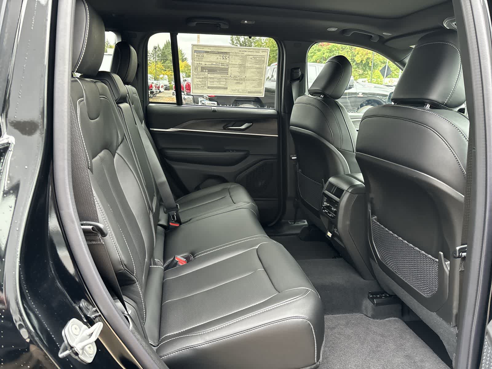 Thumbnail: 2025 Jeep Grand Cherokee - 5