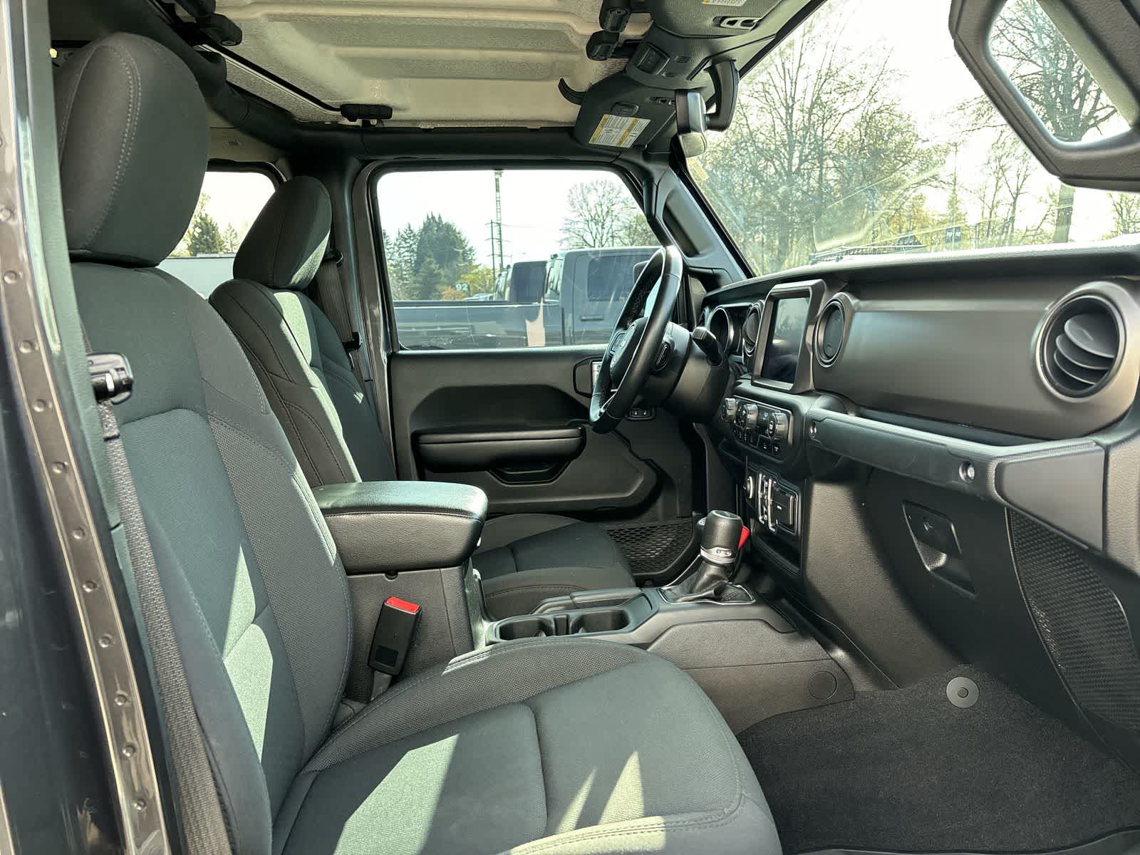 Thumbnail: 2021 Jeep Gladiator - 4