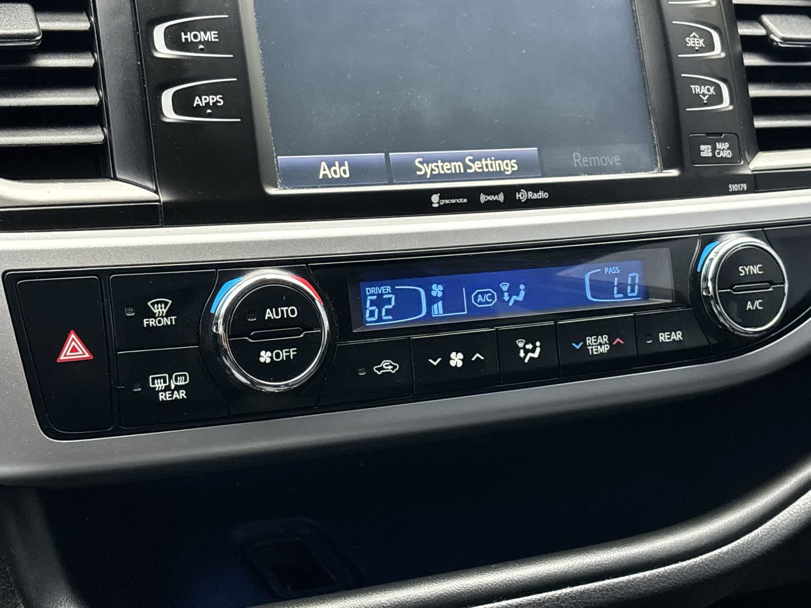 Thumbnail: 2017 Toyota Highlander - 25