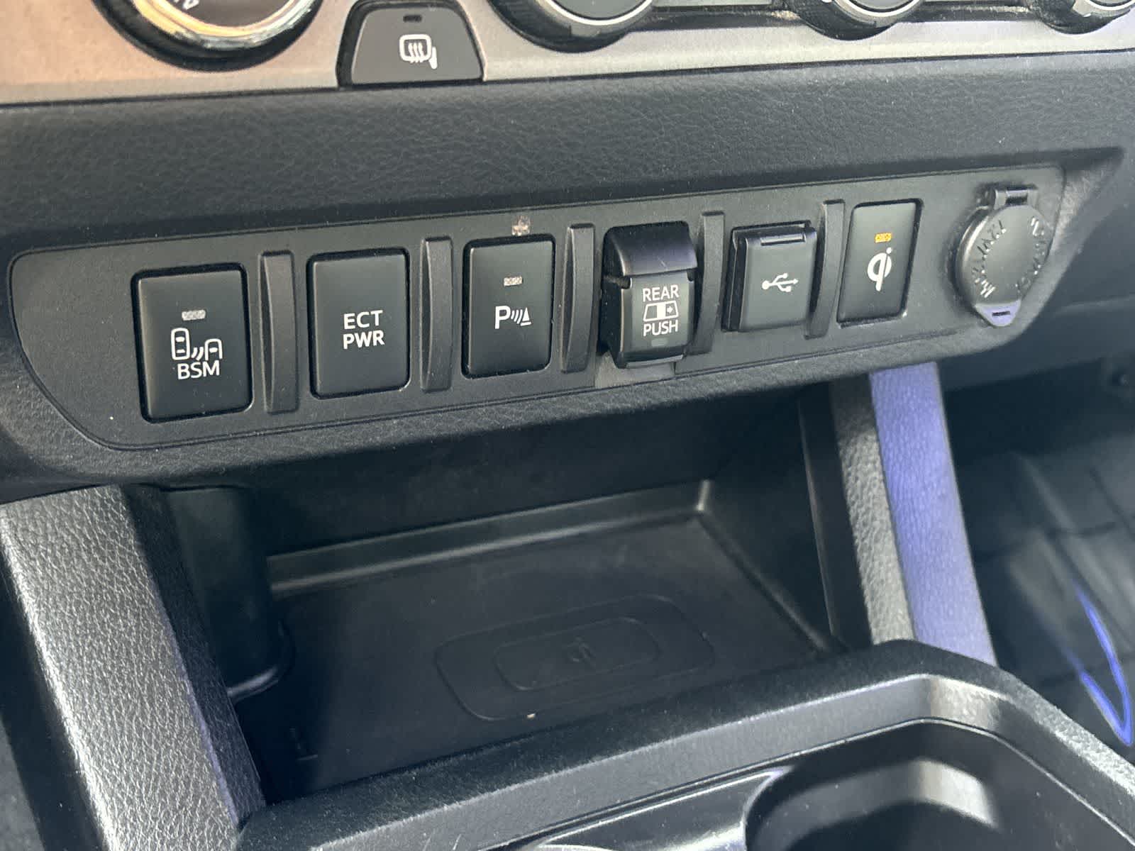 Thumbnail: 2021 Toyota Tacoma - 22