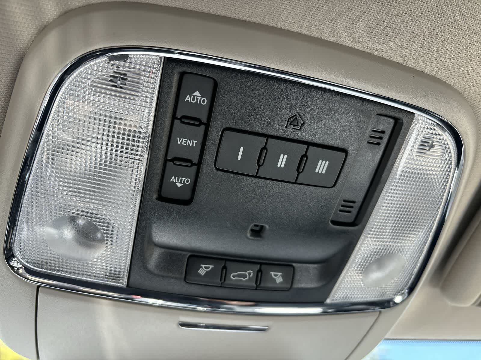 Thumbnail: 2017 Dodge Durango - 27