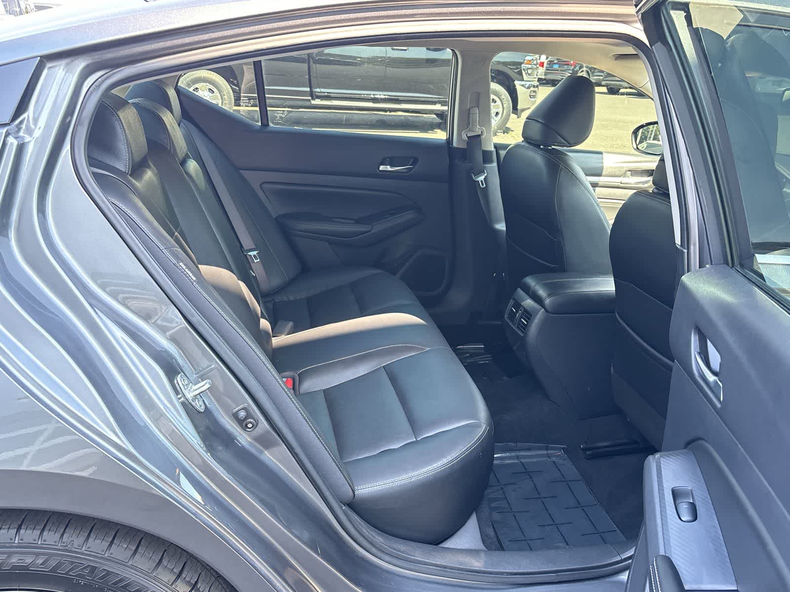 Thumbnail: 2019 Nissan Altima - 10