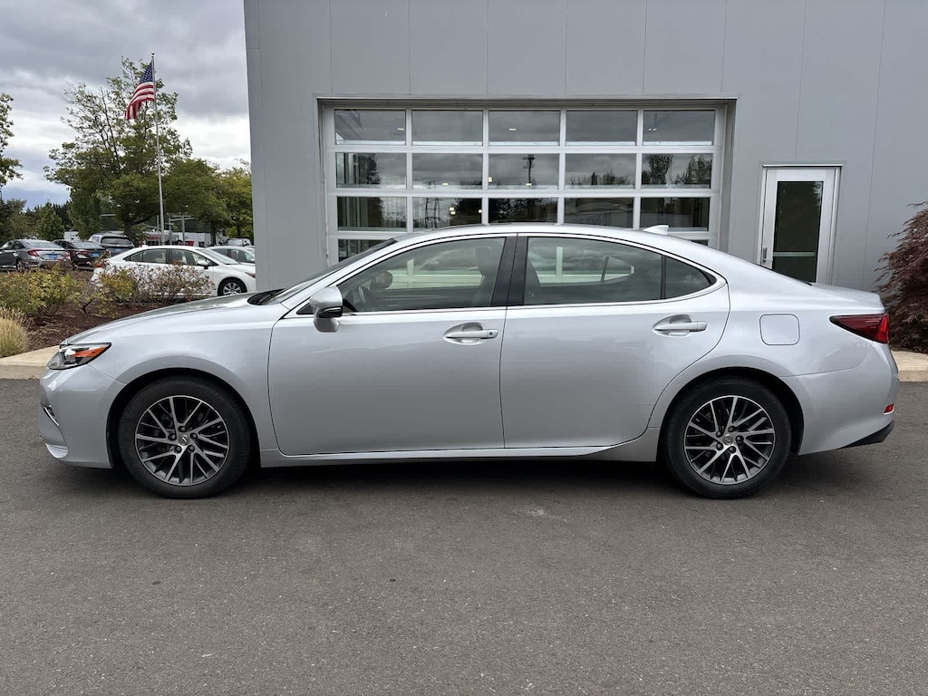 Used 2016 Lexus ES 350 Sedan