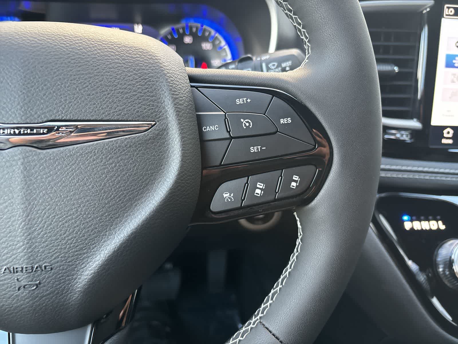 Thumbnail: 2026 Chrysler Pacifica - 12