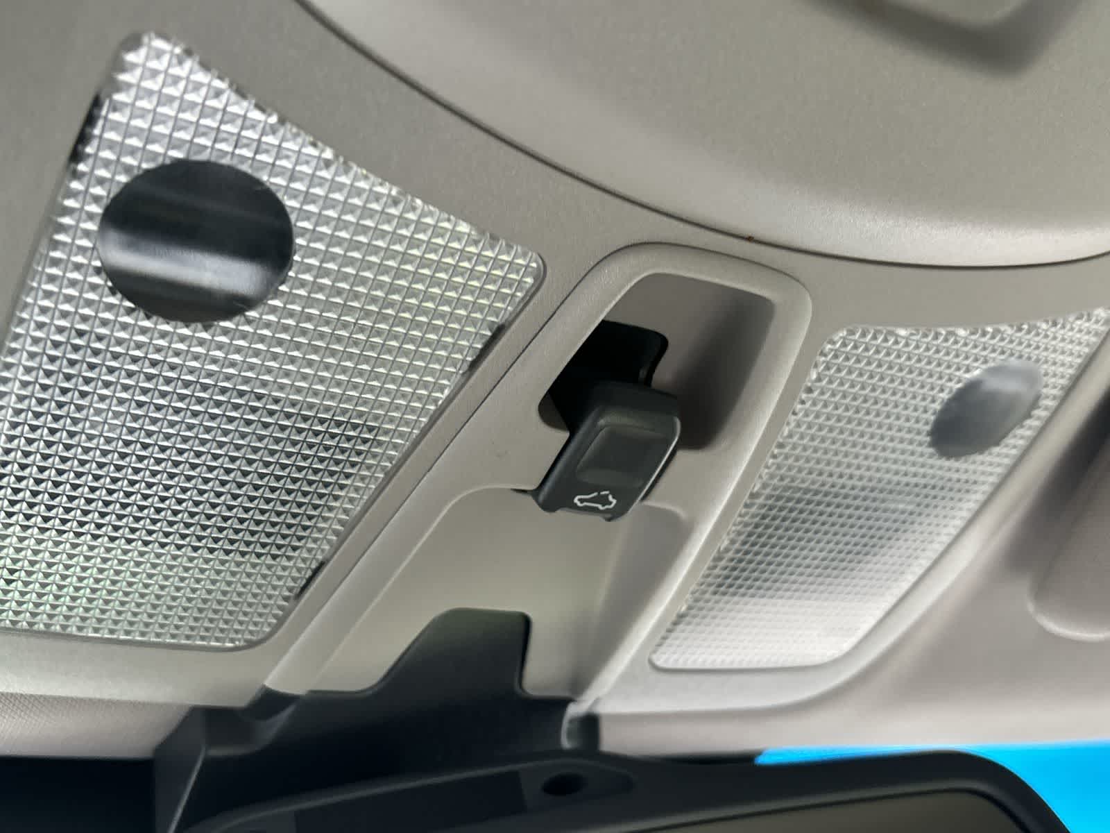 Thumbnail: 2008 Volvo XC90 - 18