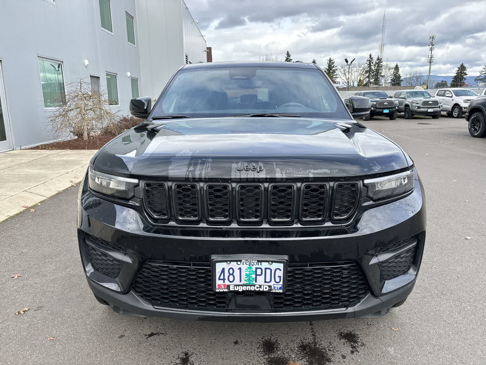 Thumbnail: 2023 Jeep Grand Cherokee - 6