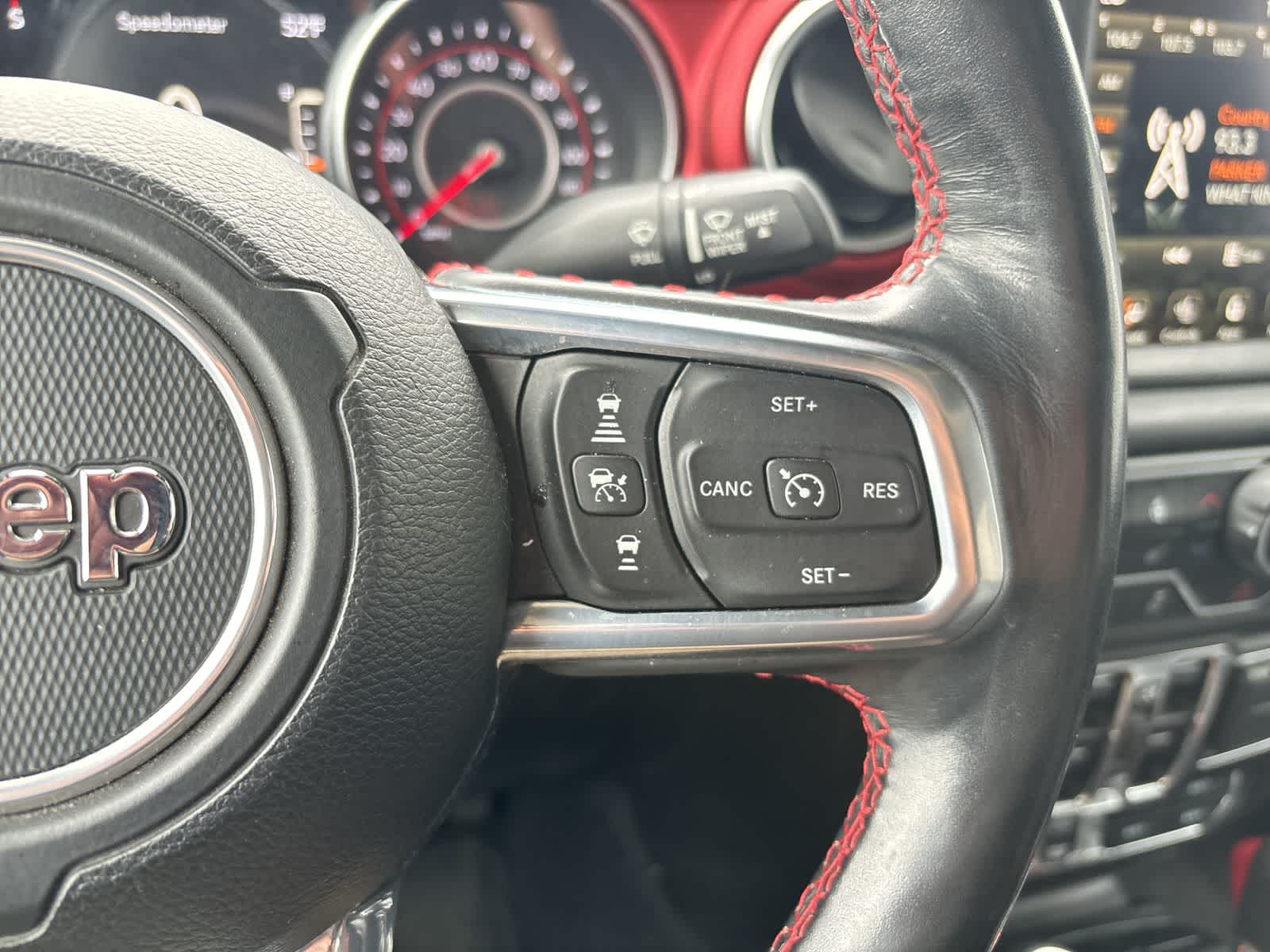 Thumbnail: 2021 Jeep Gladiator - 11