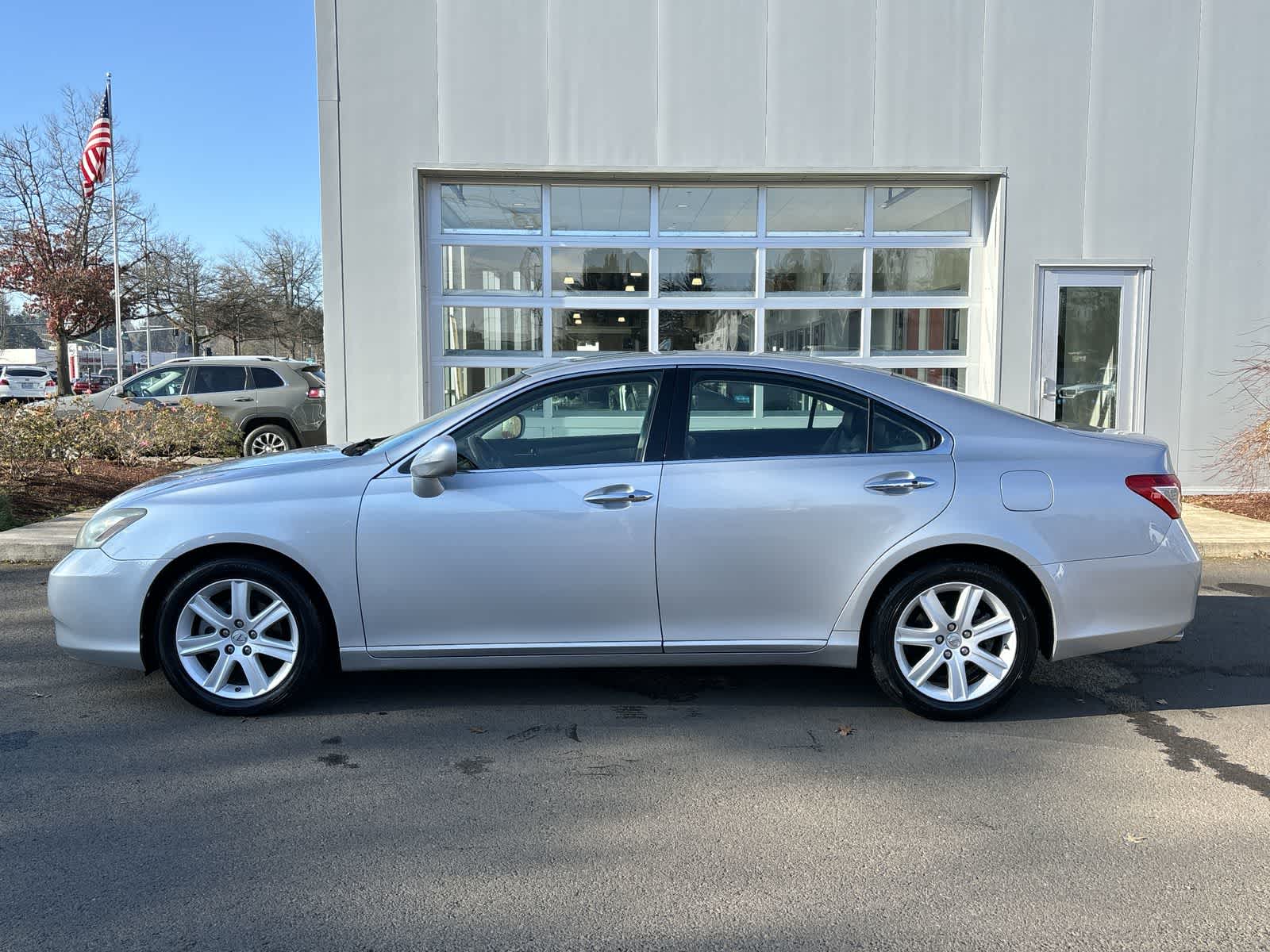 Thumbnail: 2007 Lexus ES - 2