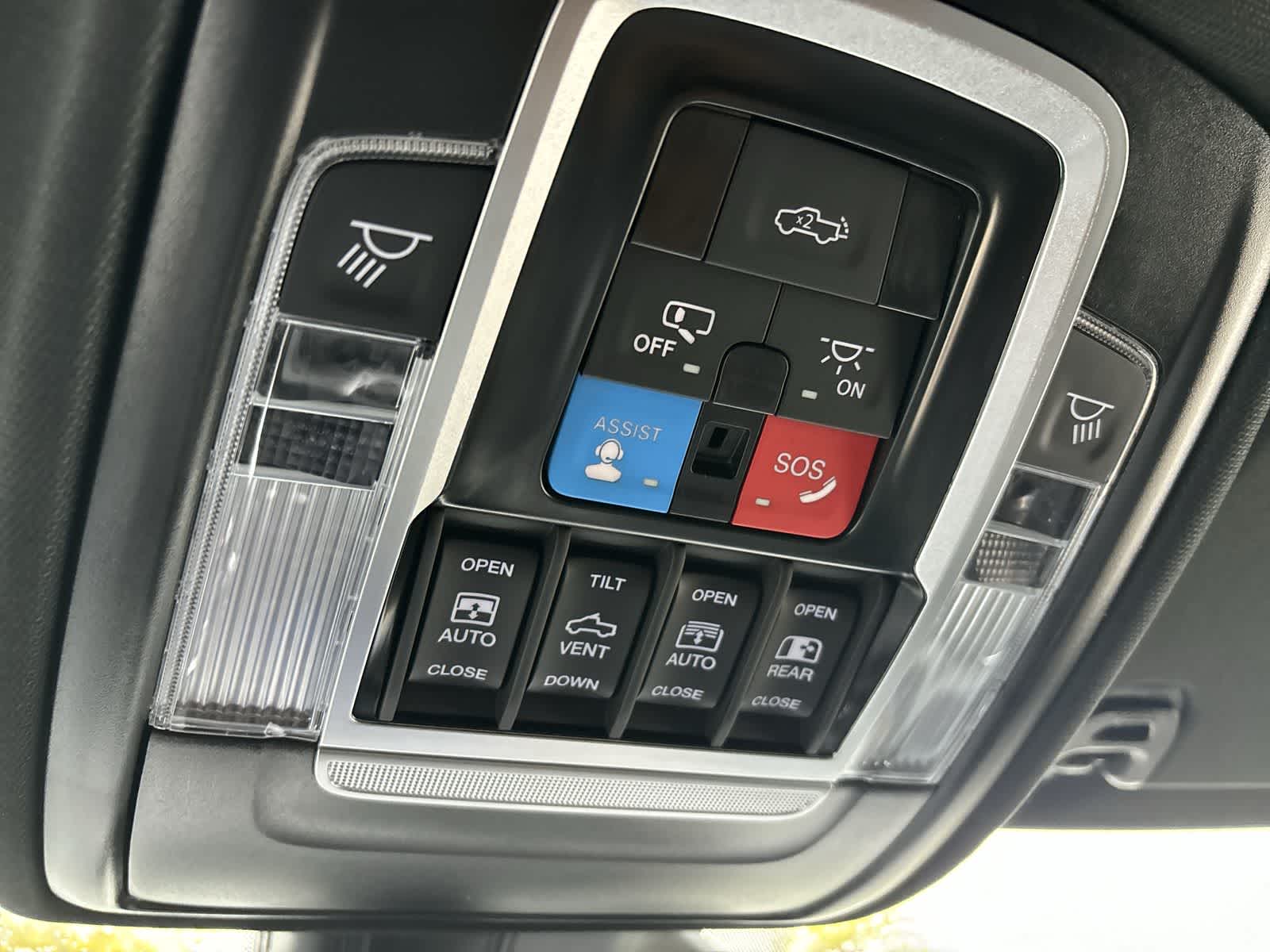 Thumbnail: 2026 RAM 1500 - 26