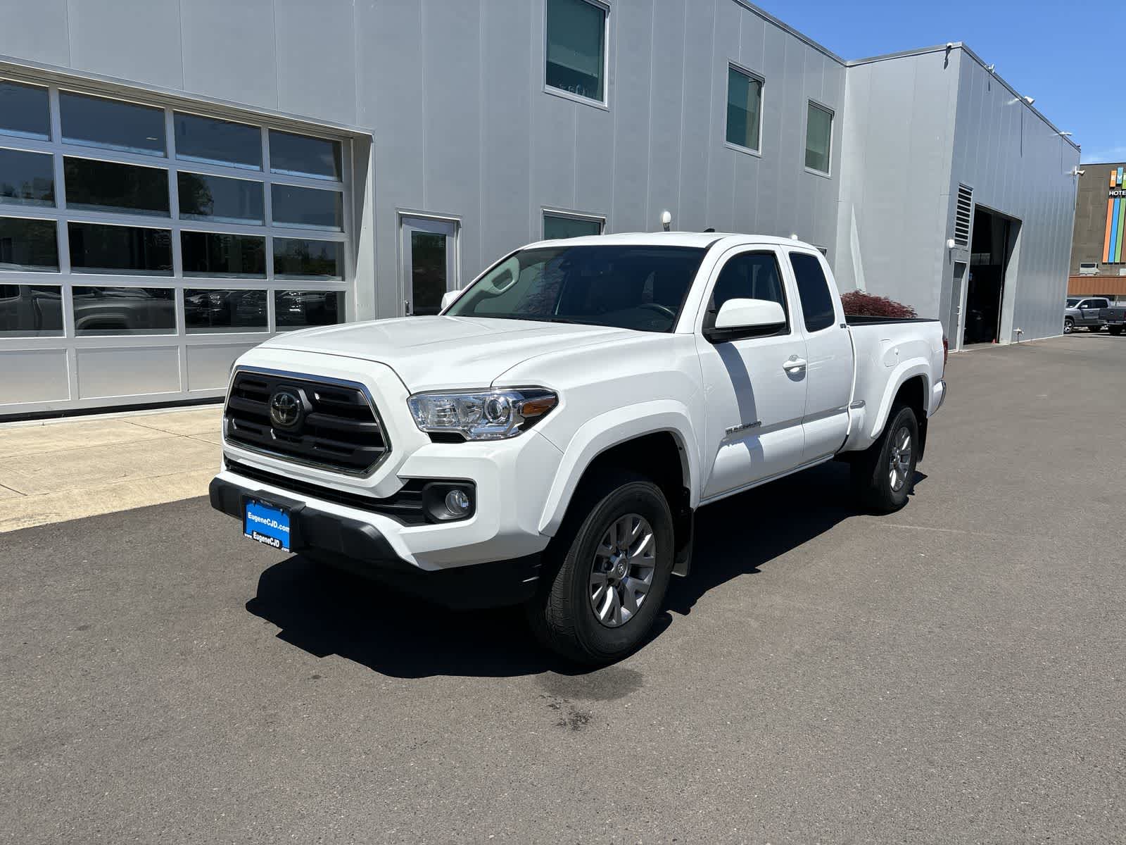 2019 Toyota Tacoma SR5 Hero Image
