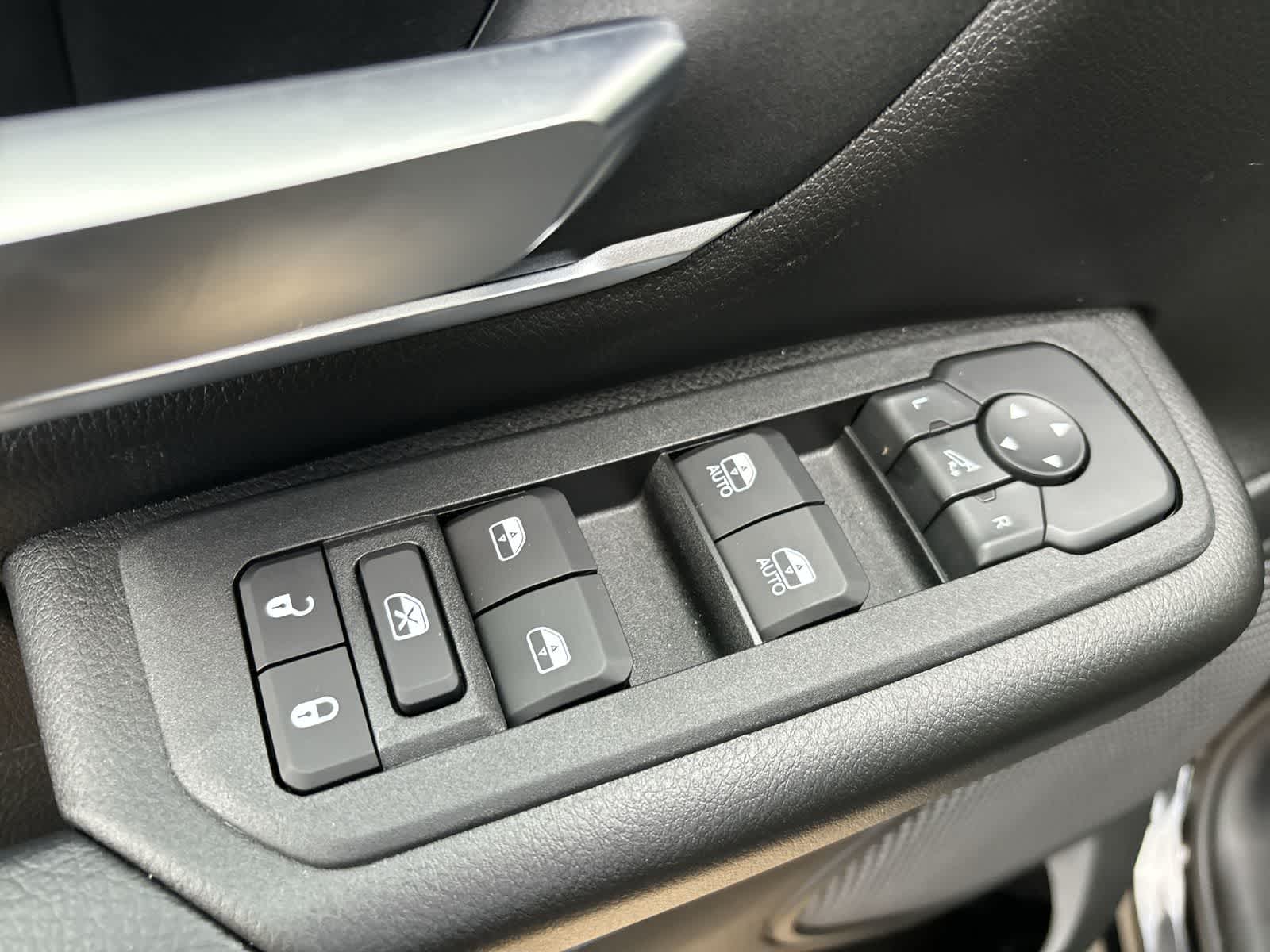 Thumbnail: 2026 RAM 1500 - 12