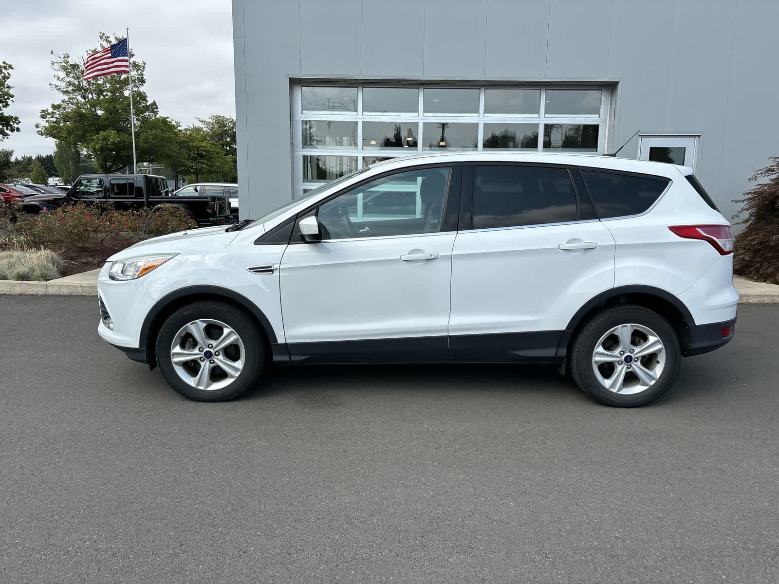 Thumbnail: 2016 Ford Escape - 2
