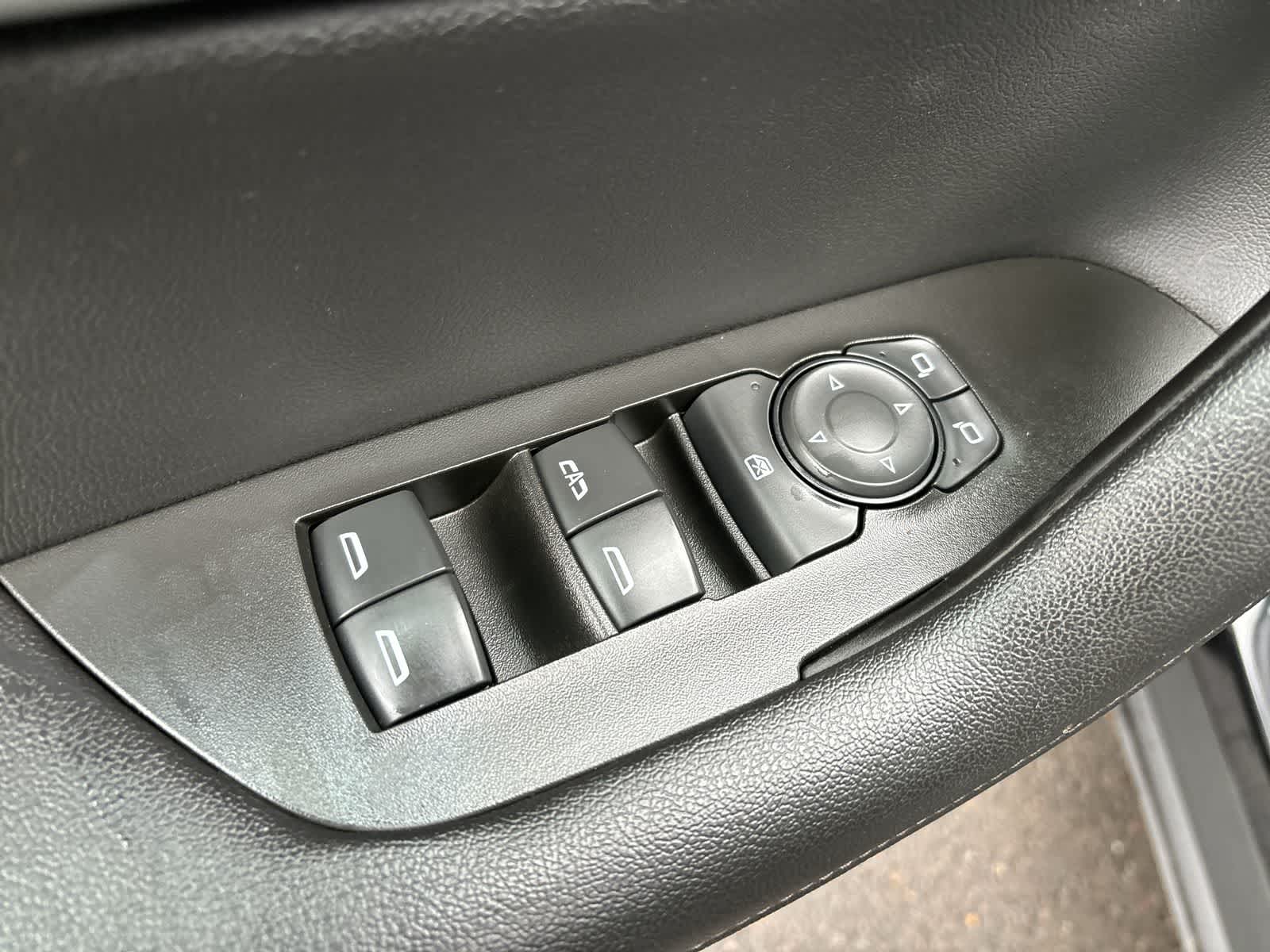 Thumbnail: 2020 Chevrolet Blazer - 8