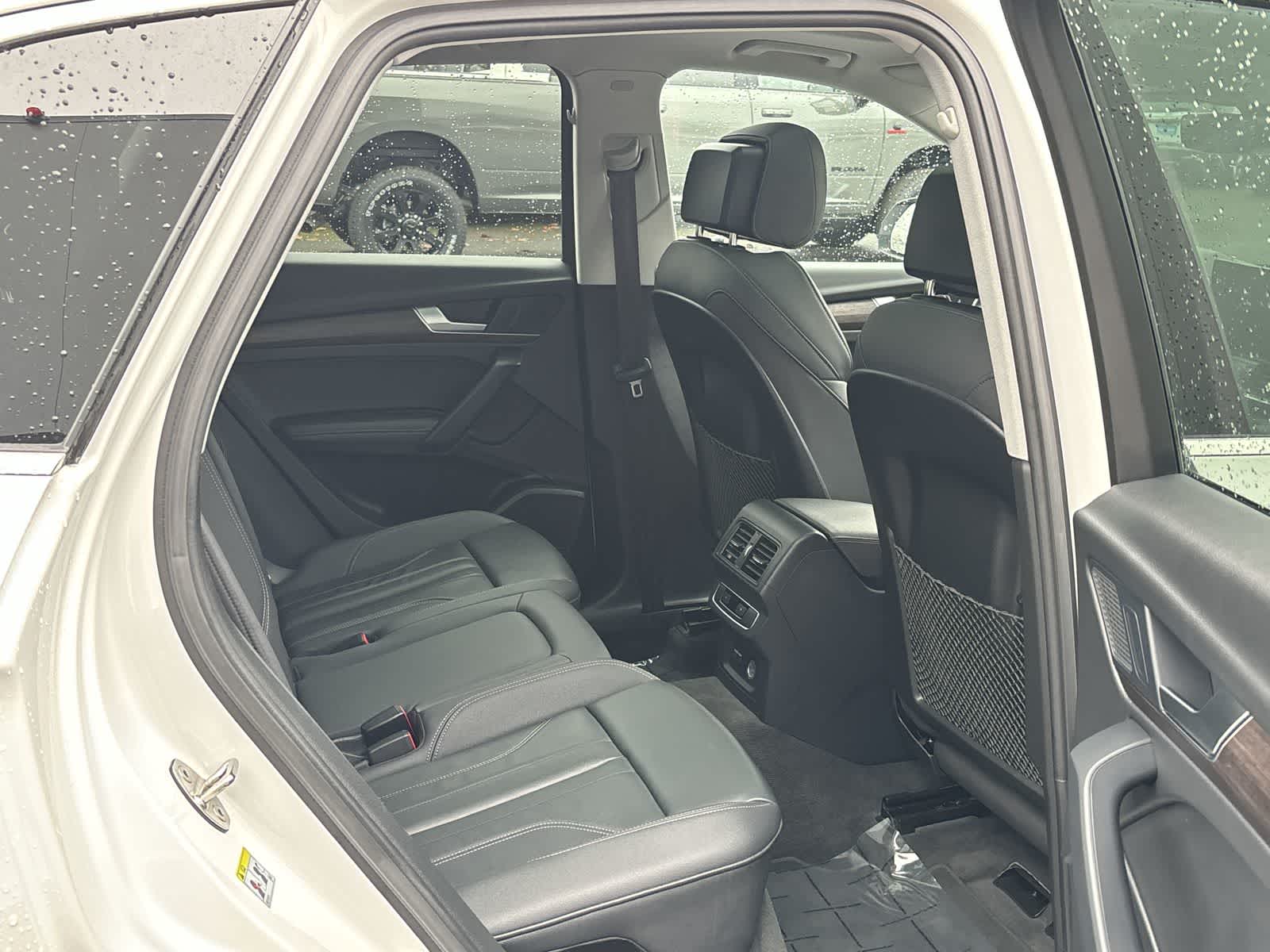 Thumbnail: 2024 Audi Q5 - 10