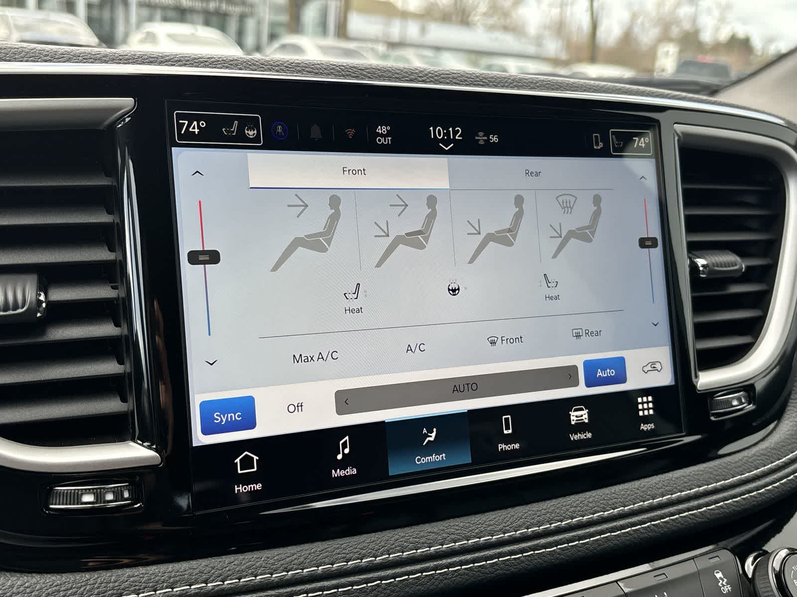 Thumbnail: 2026 Chrysler Pacifica - 16