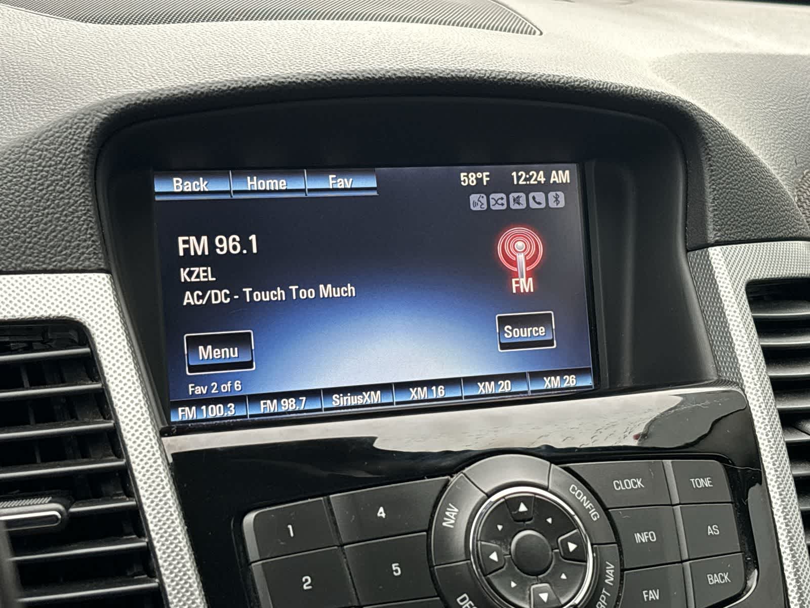 Thumbnail: 2016 Chevrolet Cruze - 15