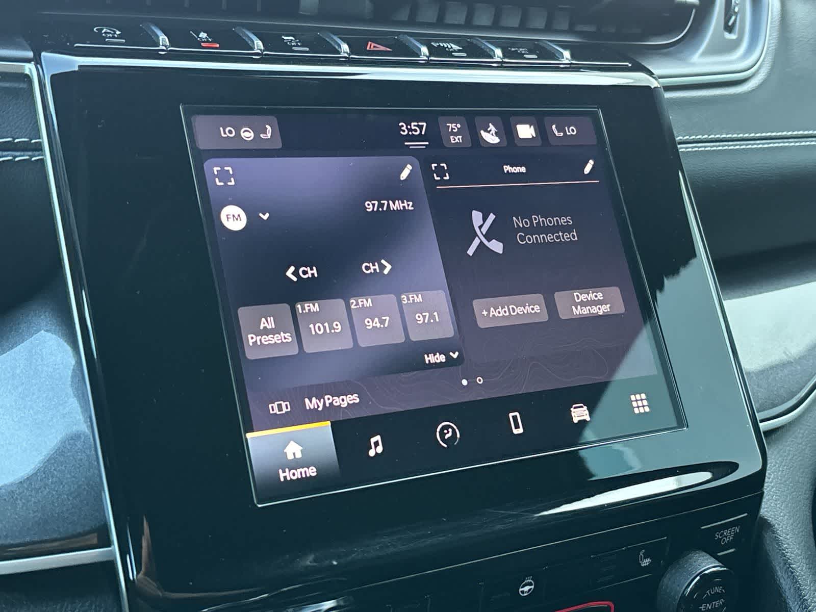 Thumbnail: 2022 Jeep Grand Cherokee - 16