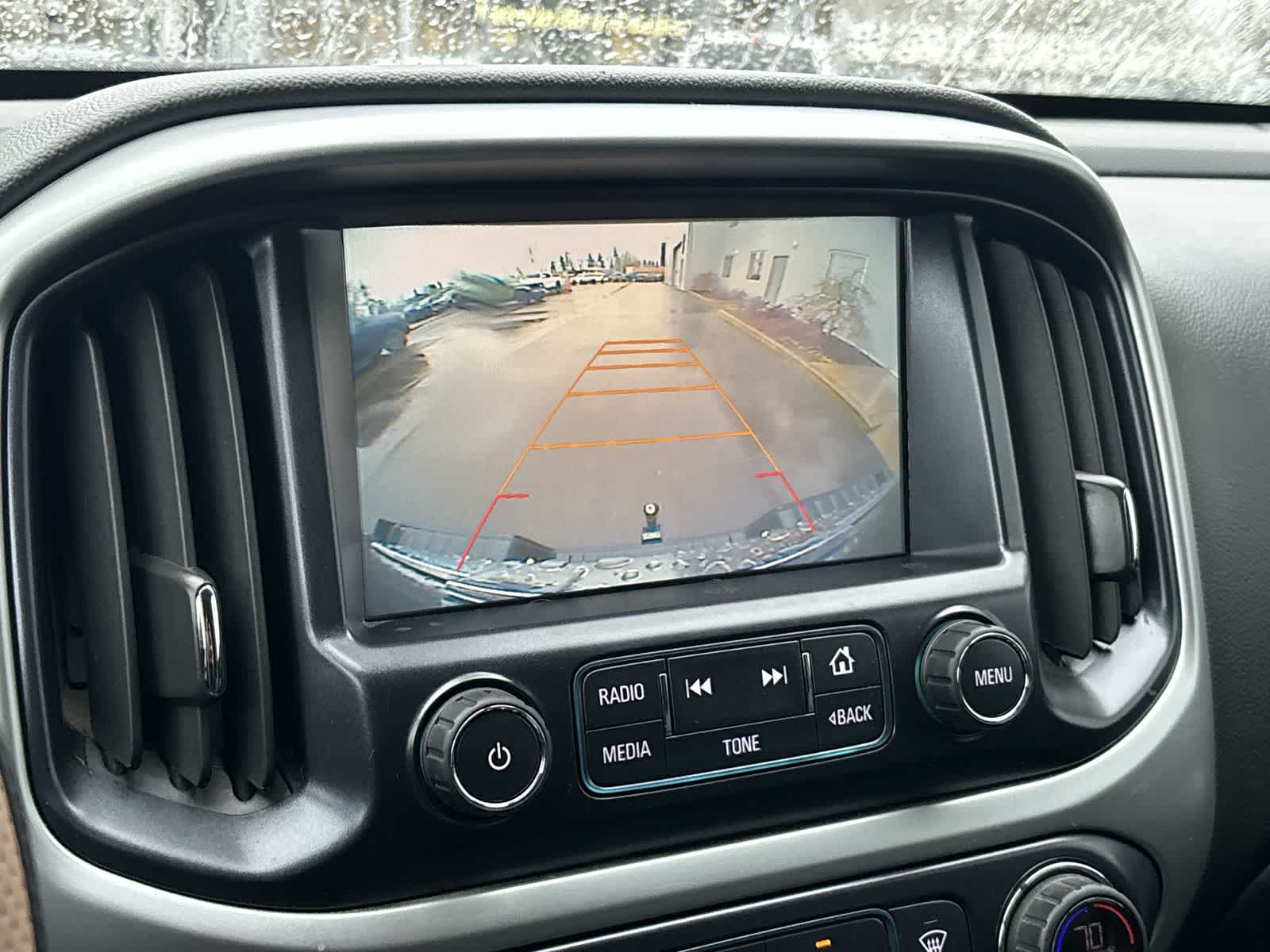 Thumbnail: 2017 Chevrolet Colorado - 23