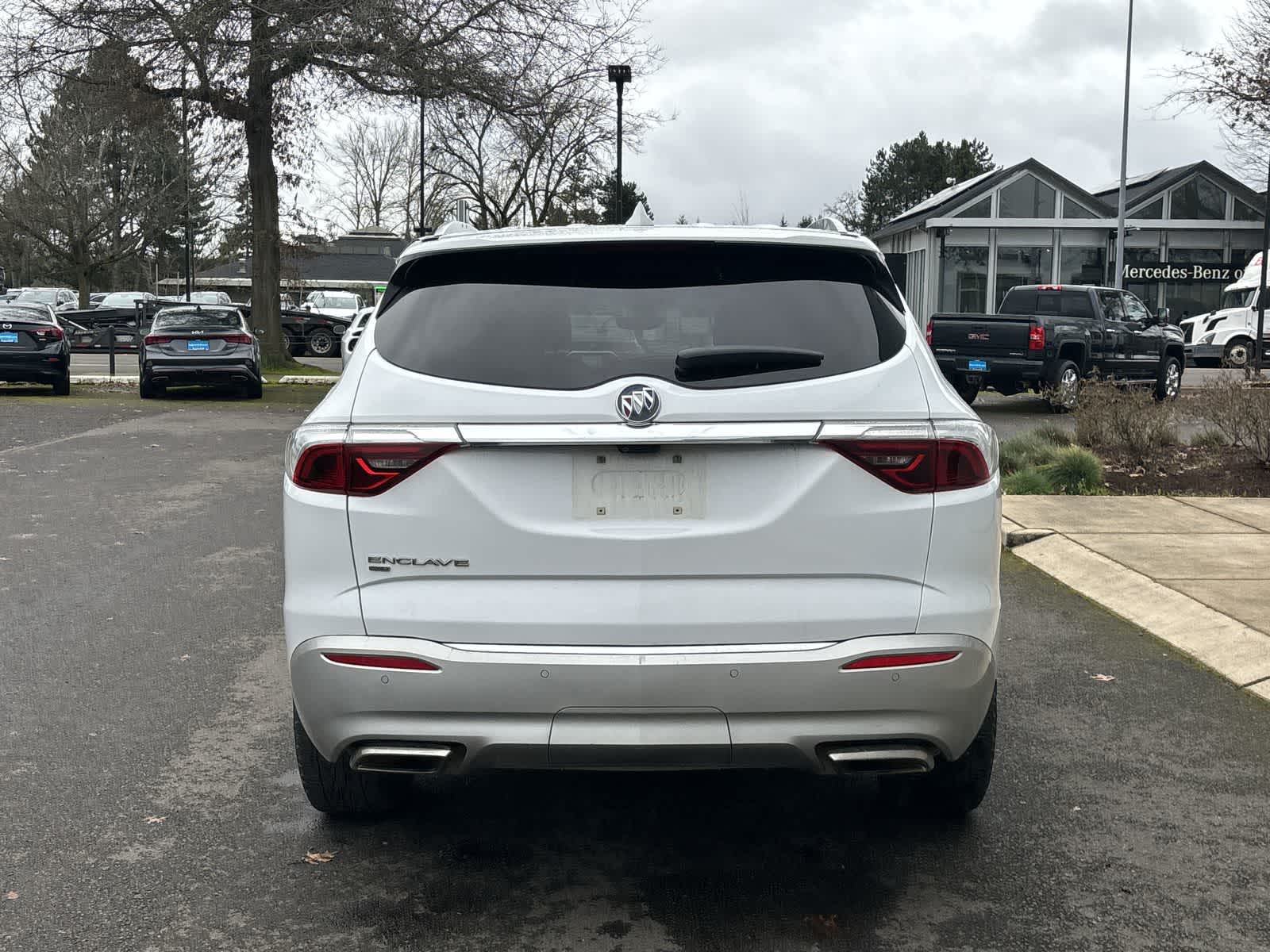 Thumbnail: 2022 Buick Enclave - 4