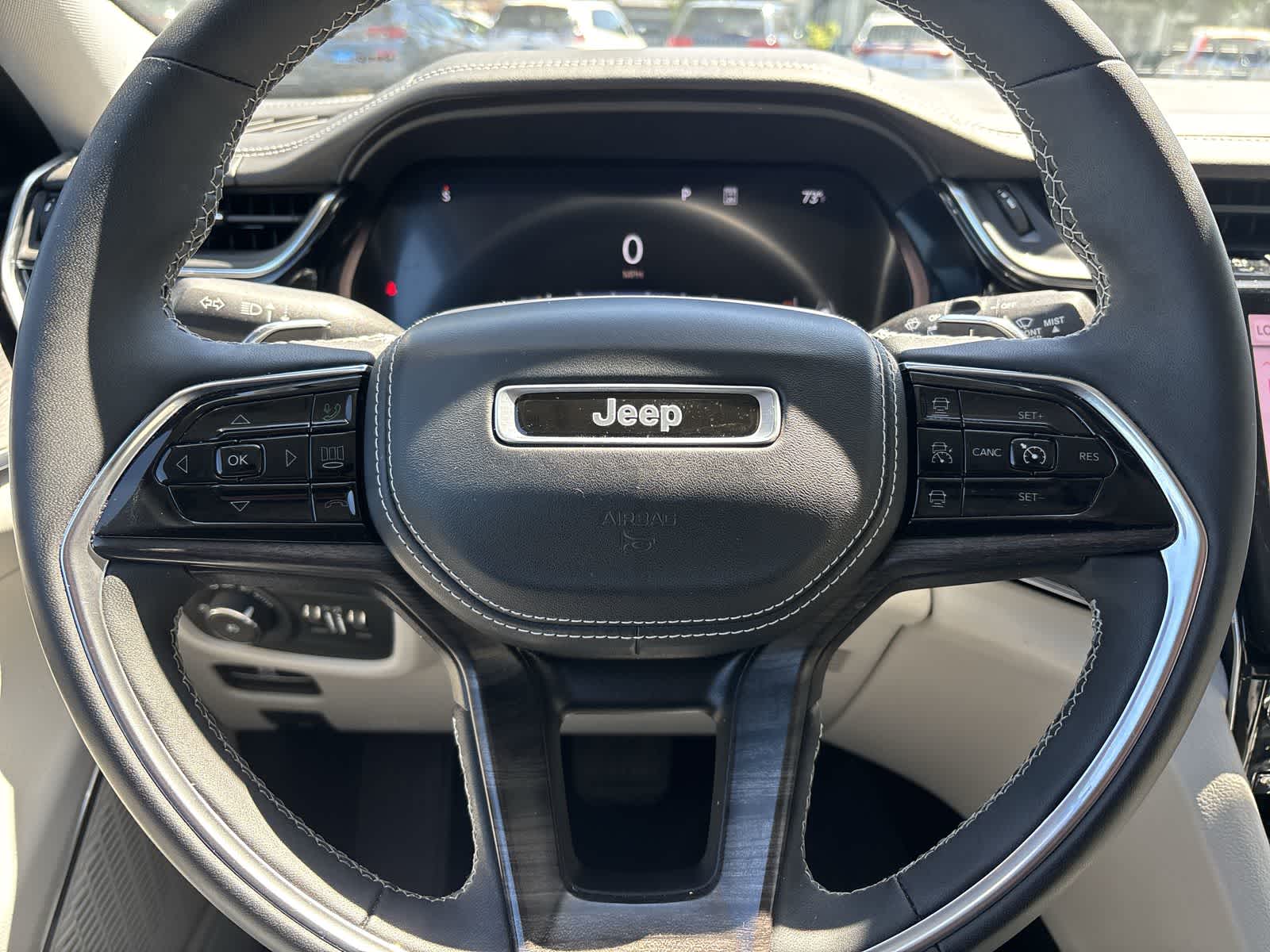 Thumbnail: 2023 Jeep Grand Cherokee - 8