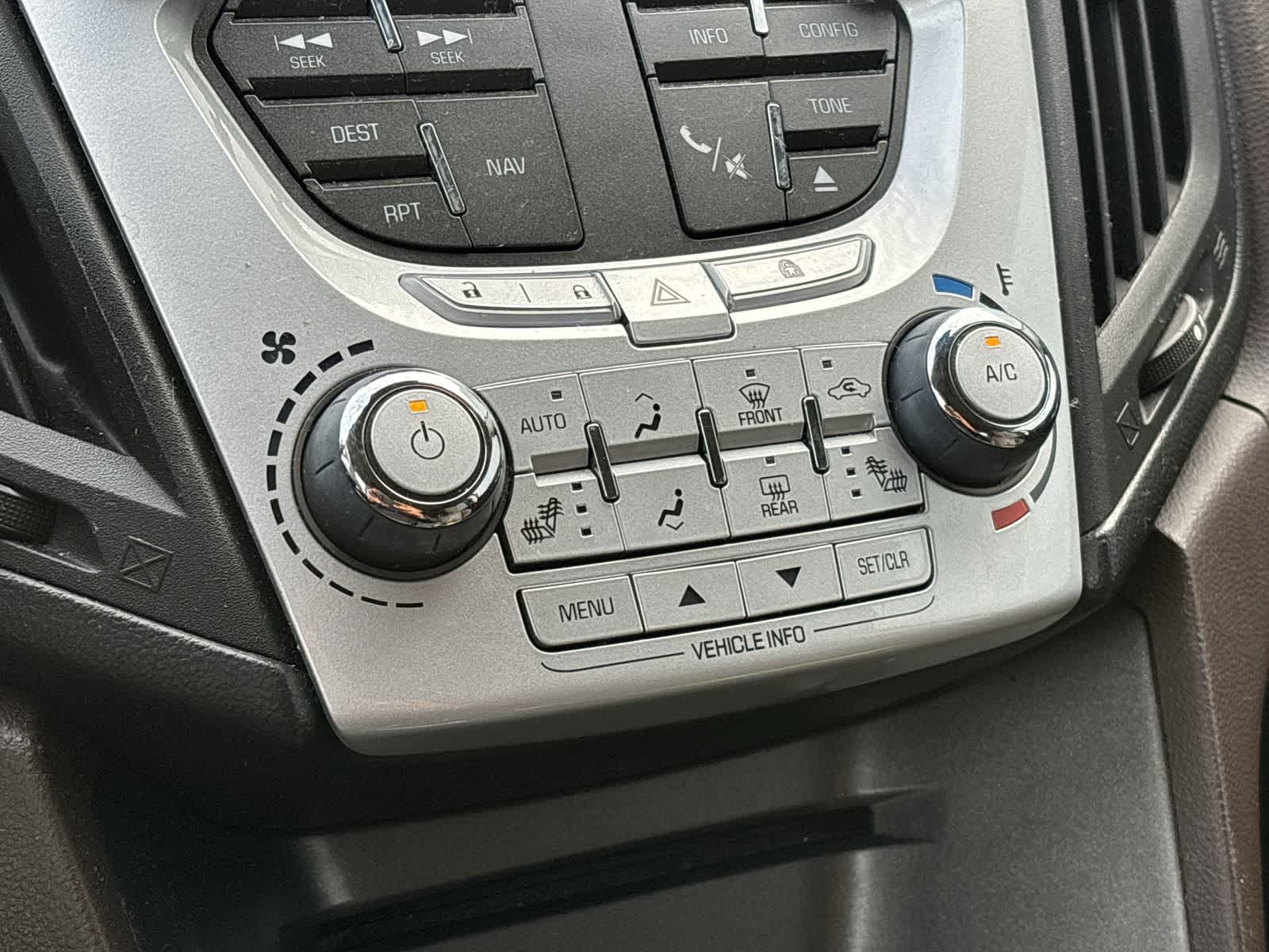 Thumbnail: 2013 Chevrolet Equinox - 19