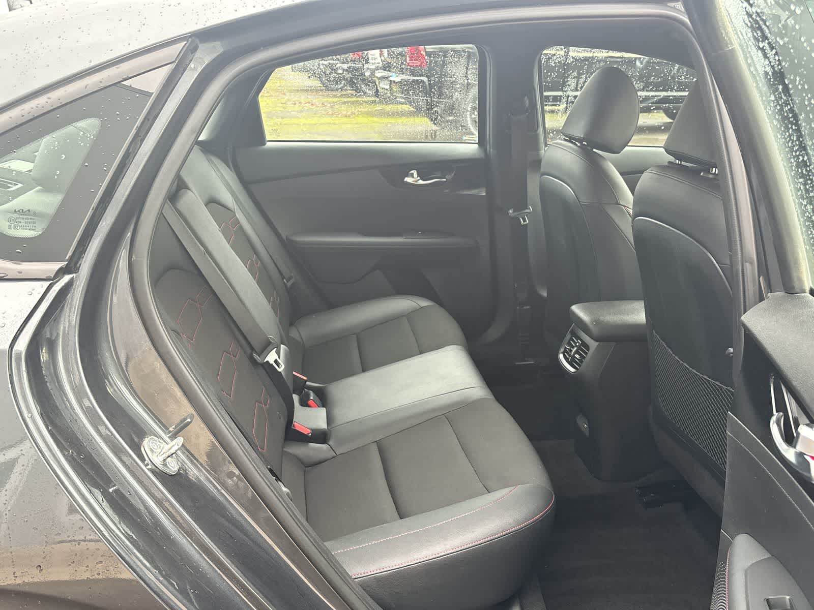 Thumbnail: 2024 Kia Forte - 10