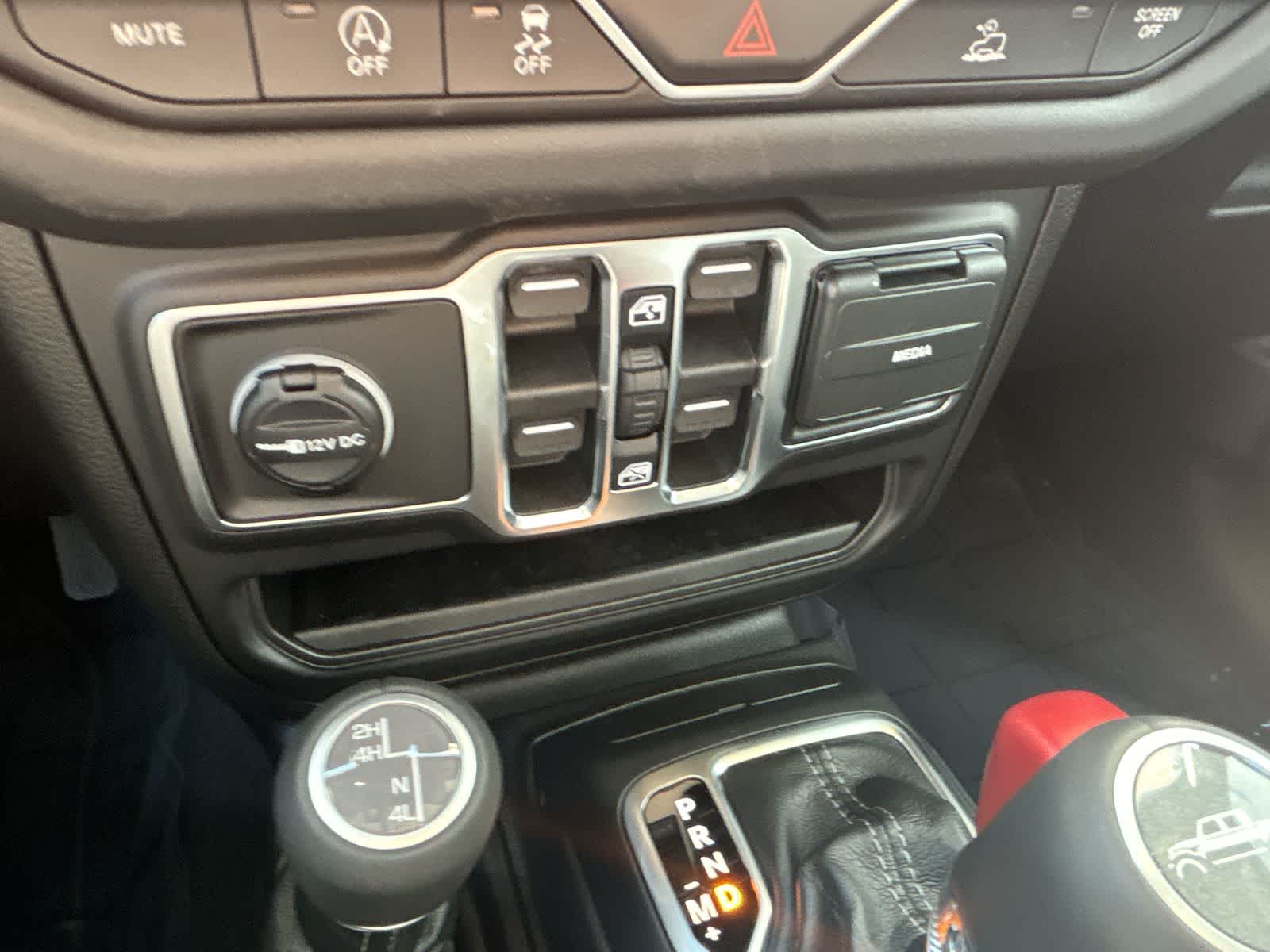 Thumbnail: 2026 Jeep Gladiator - 25