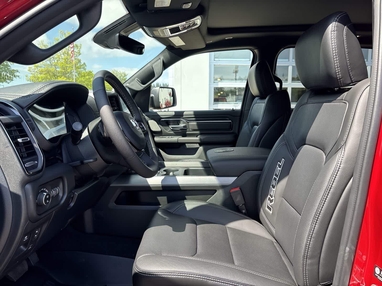 Thumbnail: 2026 RAM 1500 - 9
