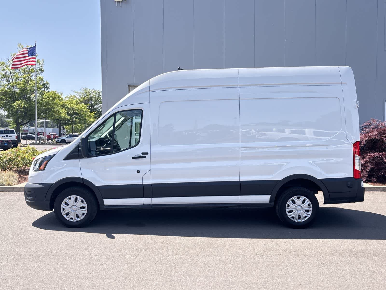 Used 2022 Ford E-Transit Cargo Van Base with VIN 1FTBW1XKXNKA42028 for sale in Eugene, OR