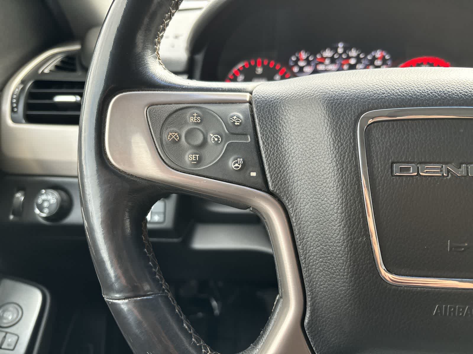 Thumbnail: 2015 GMC Yukon - 11