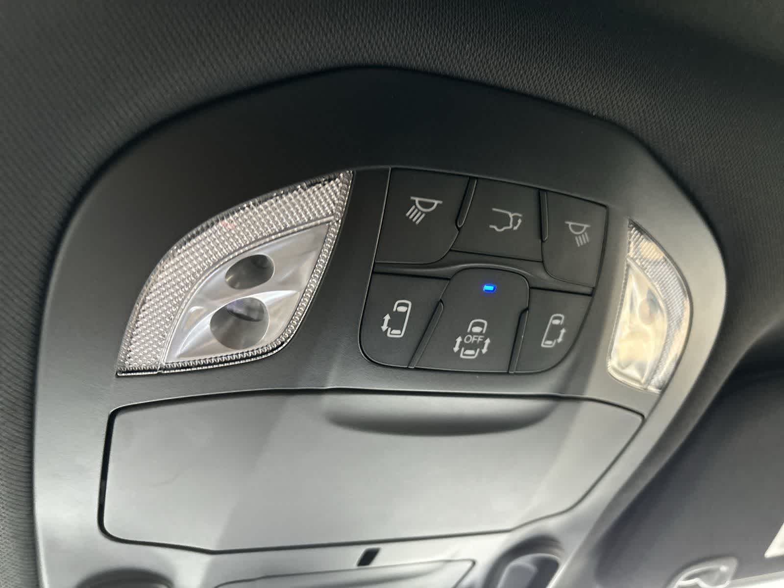 Thumbnail: 2026 Chrysler Pacifica - 24