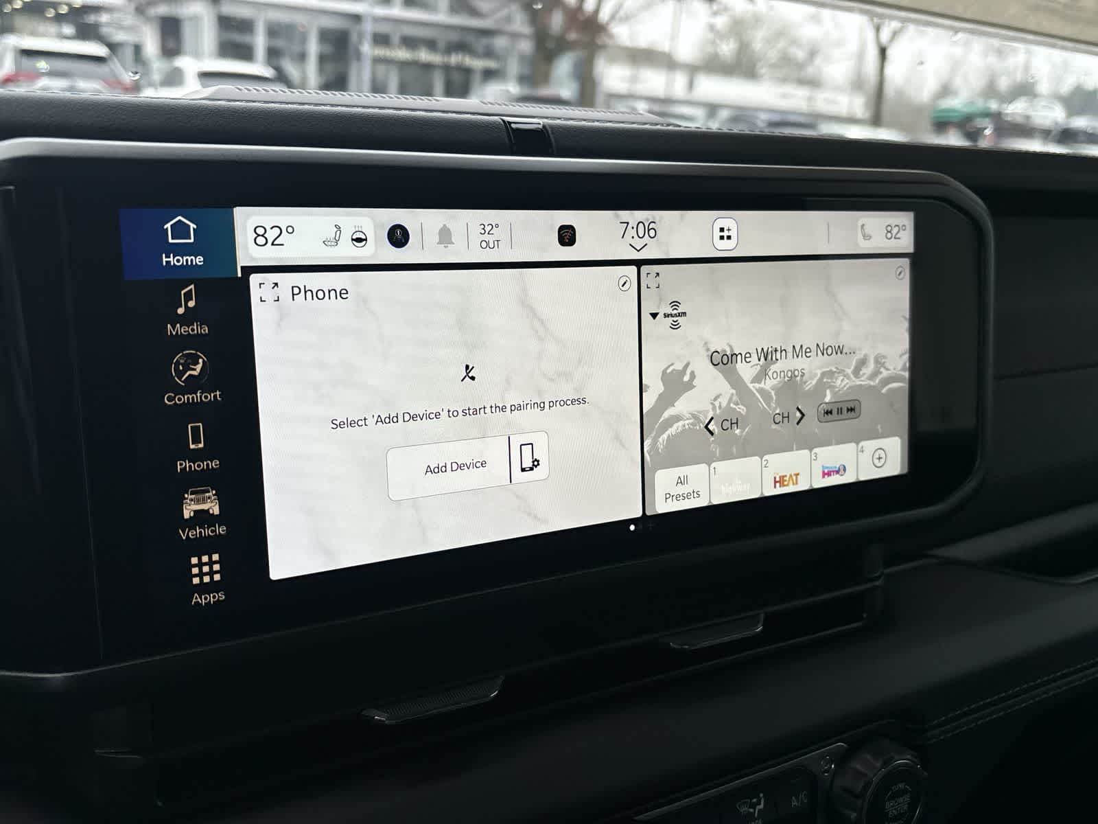 Thumbnail: 2026 Jeep Gladiator - 18