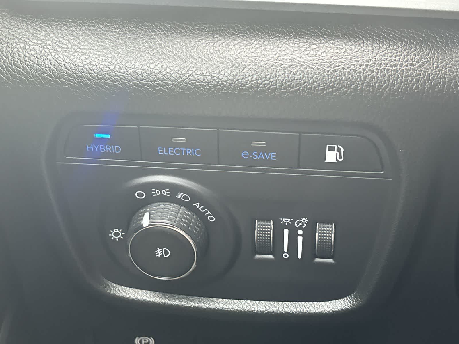 Thumbnail: 2024 Jeep Grand Cherokee - 16