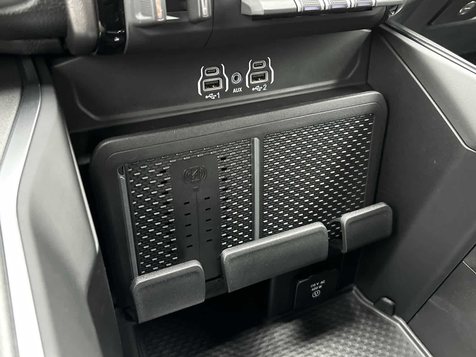 Thumbnail: 2026 RAM 1500 - 25