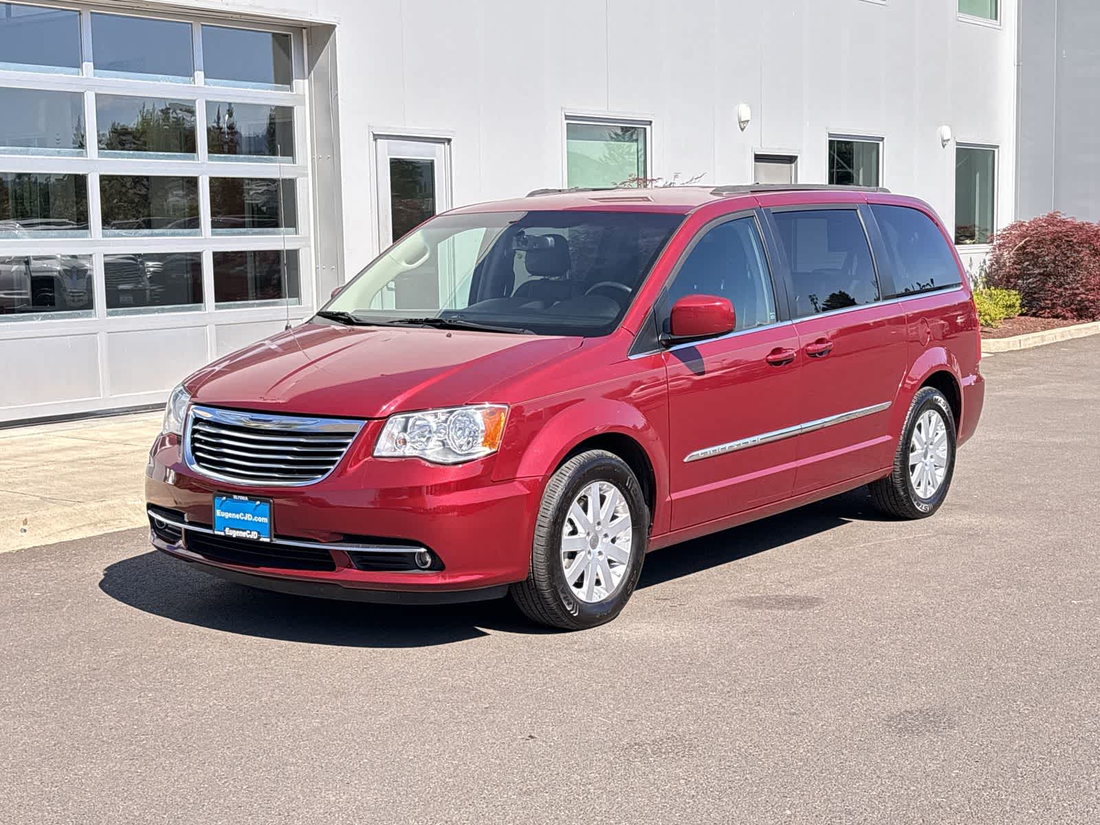 2015 Chrysler Town & Country Touring -
                  Eugene, OR