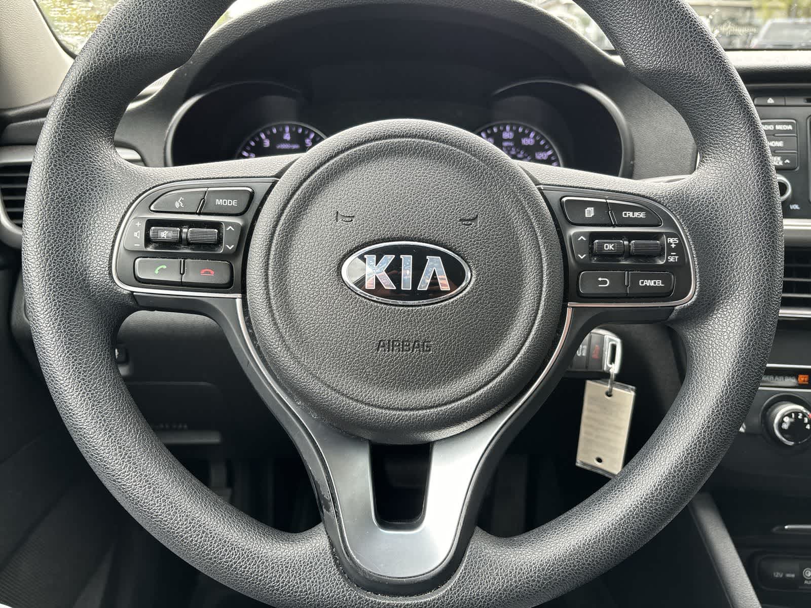 Thumbnail: 2016 Kia Optima - 9