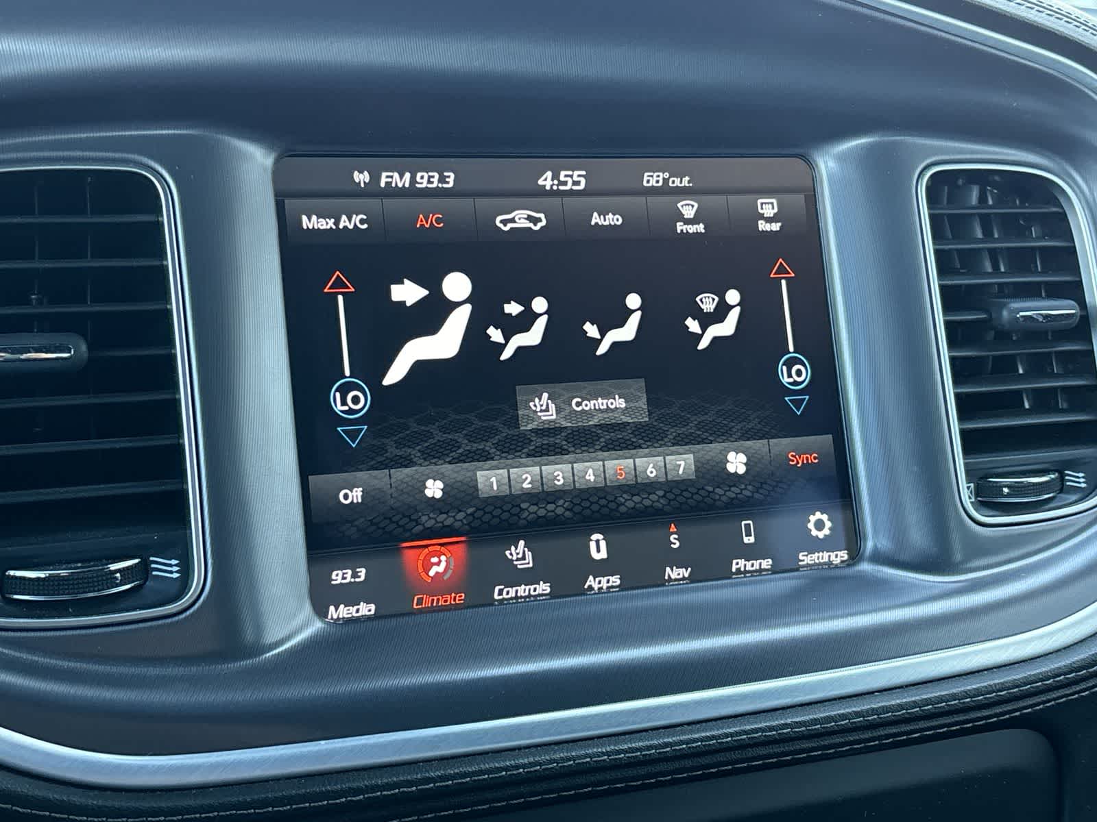 Thumbnail: 2020 Dodge Charger - 13