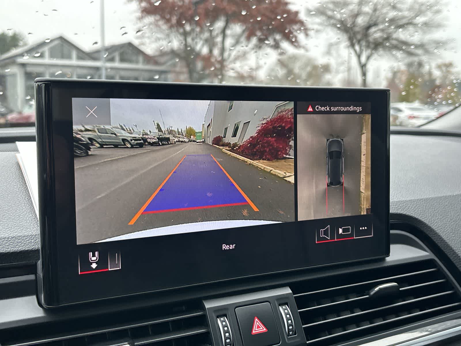 Thumbnail: 2024 Audi Q5 - 22