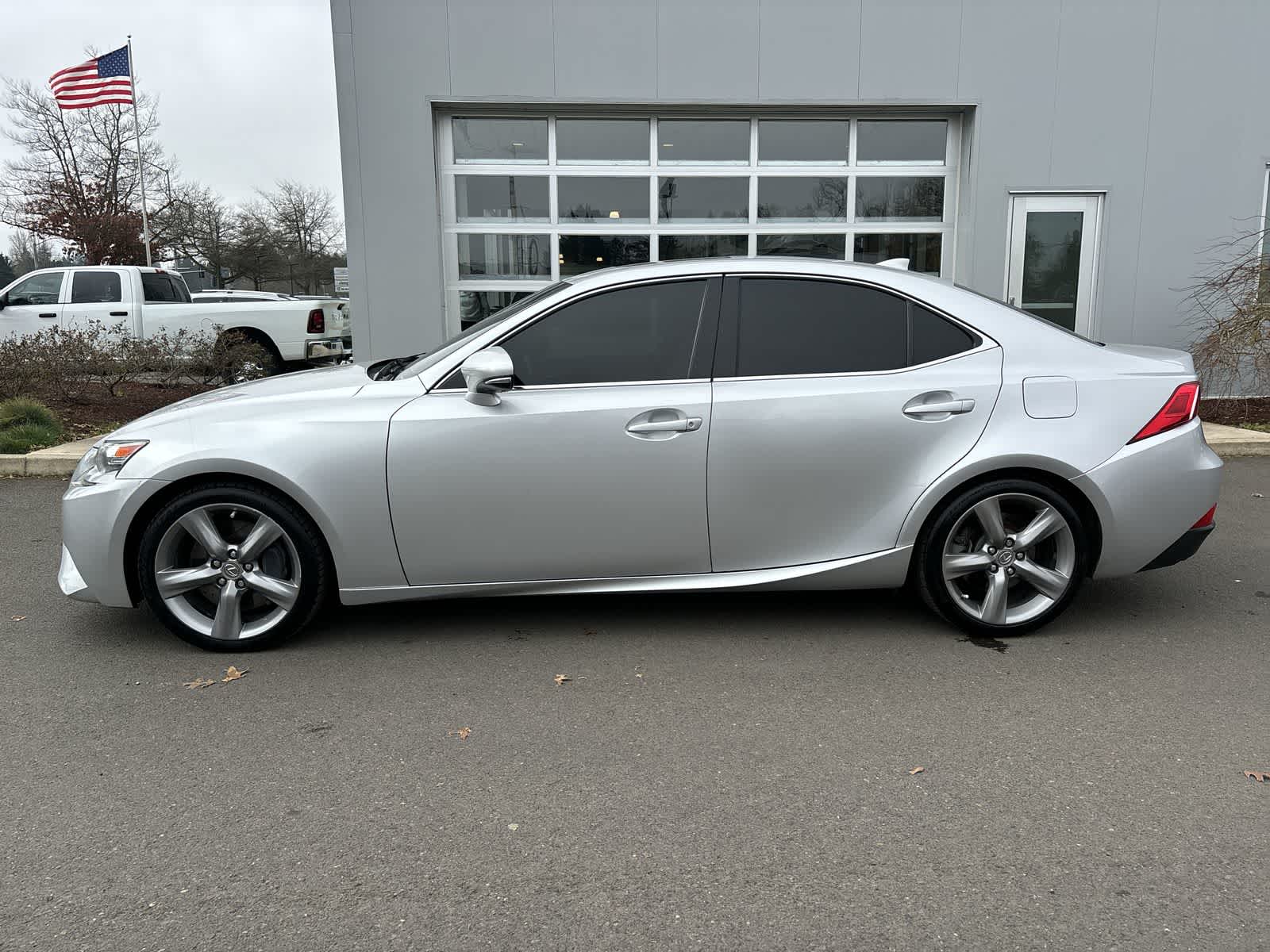 Thumbnail: 2014 Lexus IS - 2