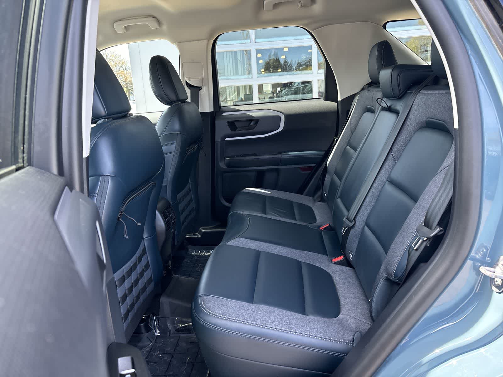 Thumbnail: 2022 Ford Bronco Sport - 8