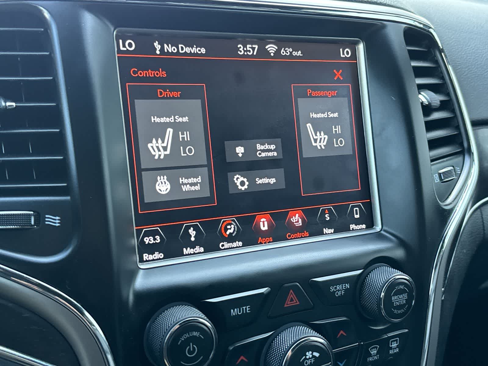 Thumbnail: 2018 Jeep Grand Cherokee - 21