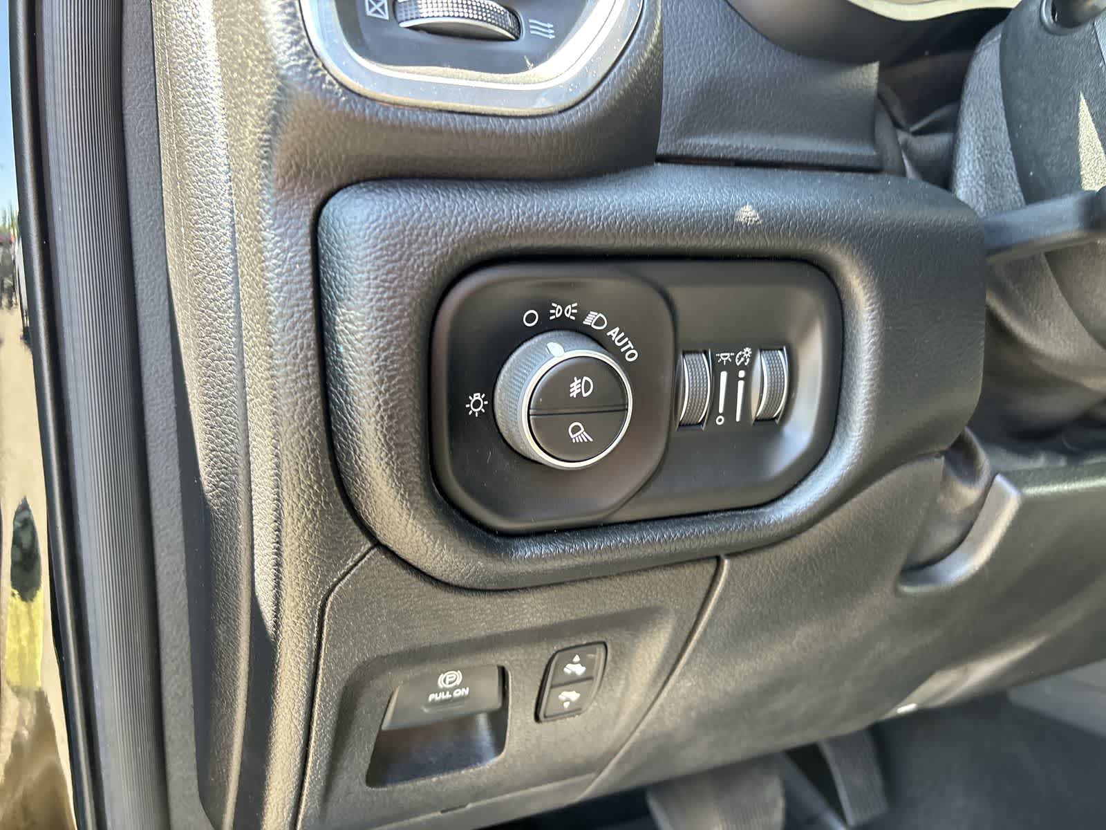 Thumbnail: 2019 RAM 1500 - 11