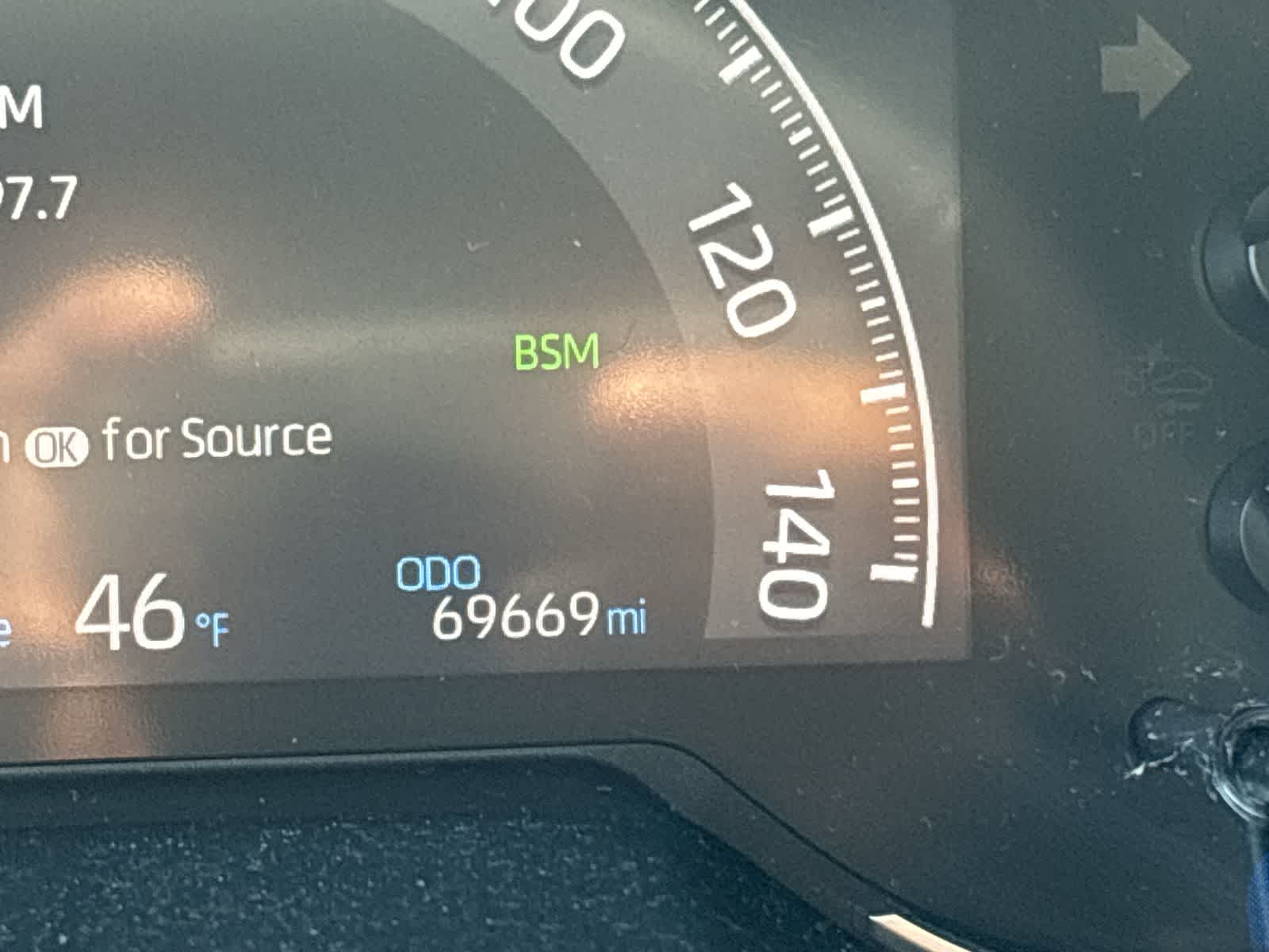 Thumbnail: 2022 Toyota RAV4 - 30