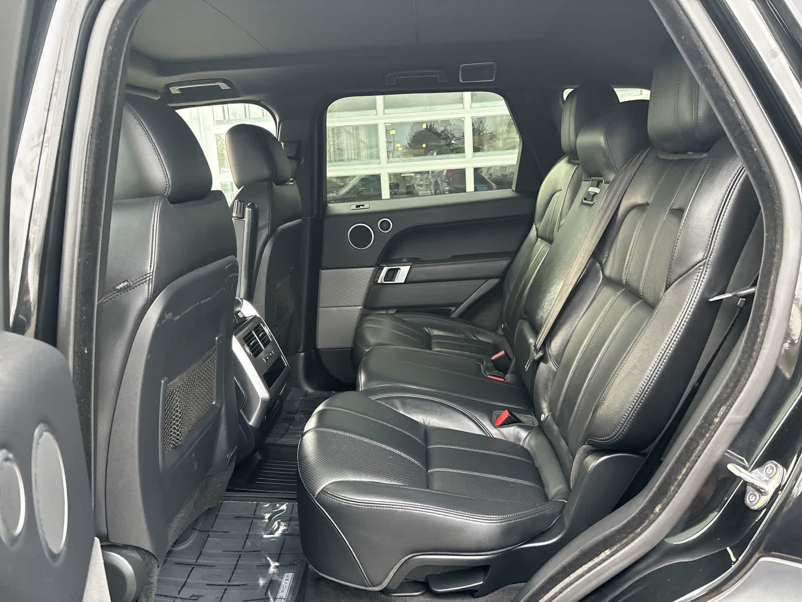 Thumbnail: 2017 Land Rover Range Rover Sport - 6