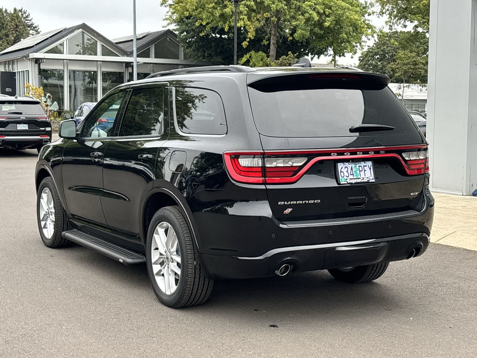 2023 Dodge Durango GT photo 3