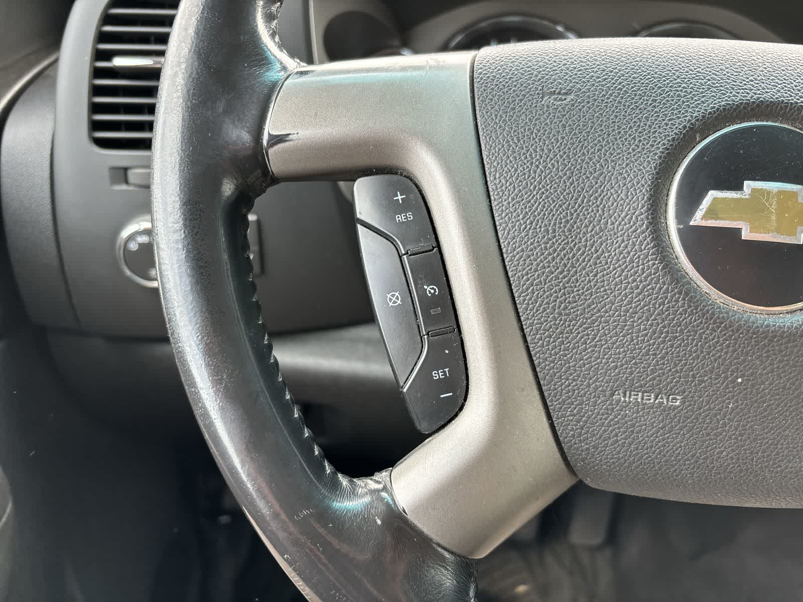 Thumbnail: 2013 Chevrolet Silverado 2500 - 14